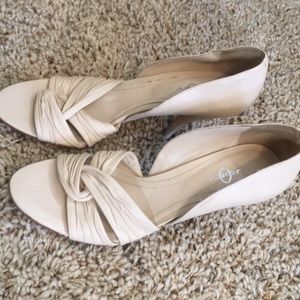 Designer Joey Heels. Gorgeous. W. Sz 8 Wide.